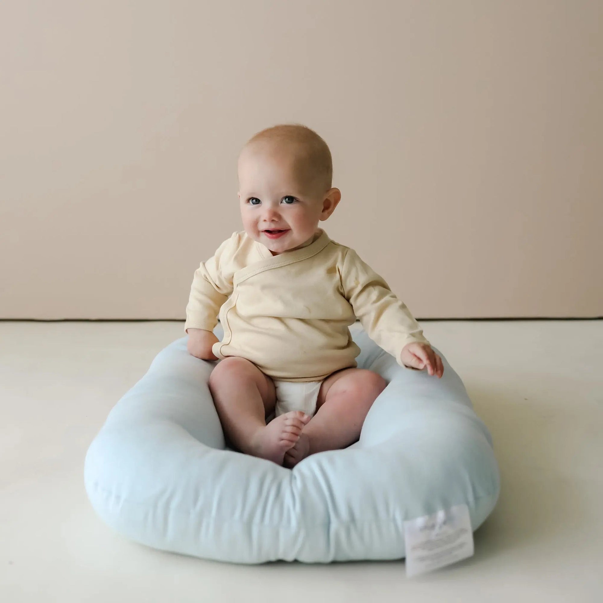 Bubbly Baby Lounger | Cozy Newborn Infant Design for 0-9 Months 1